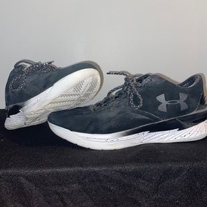 Swade under armour shoes.